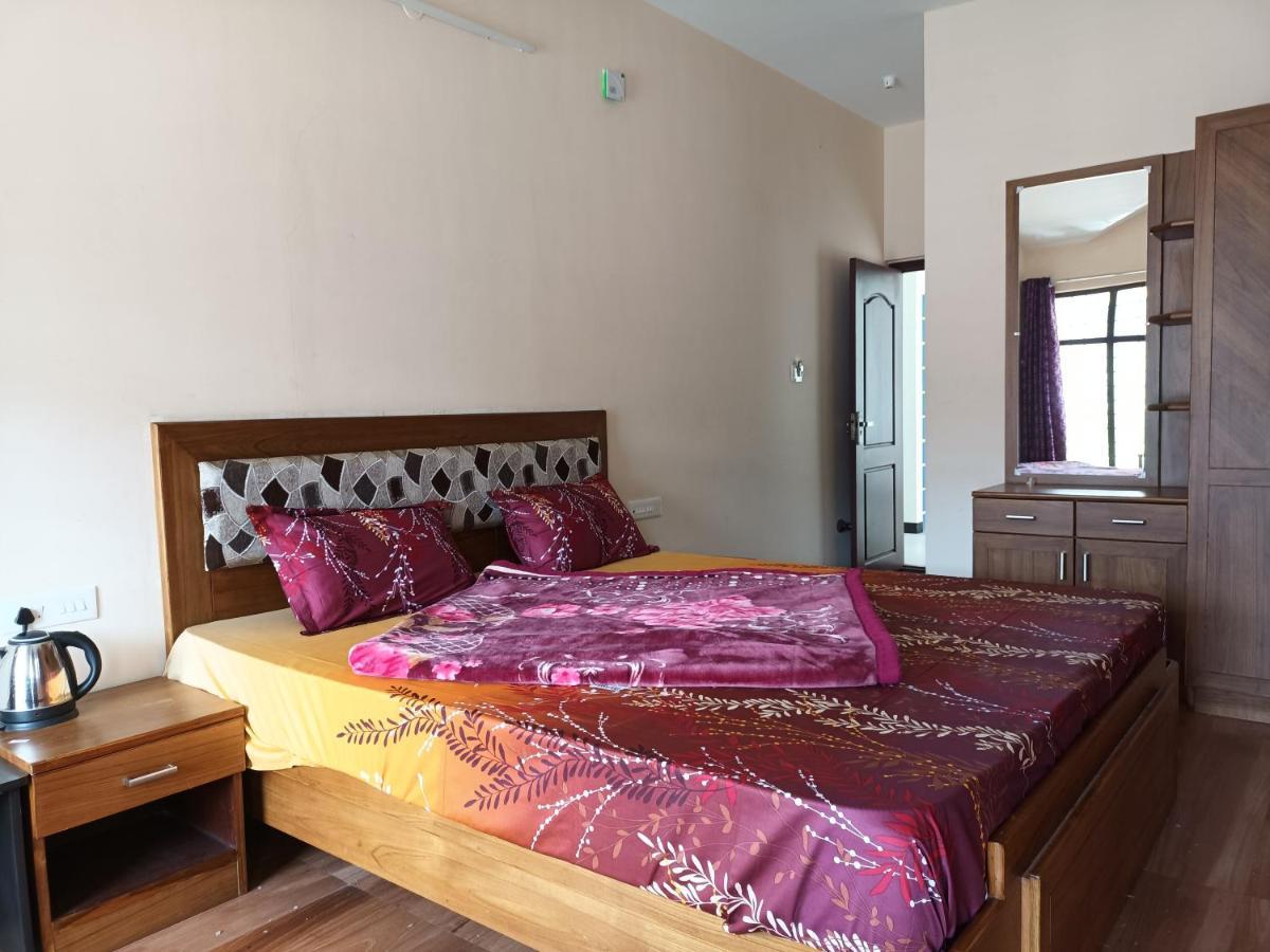 Karpagam Residency Apartment Ooty Exterior photo